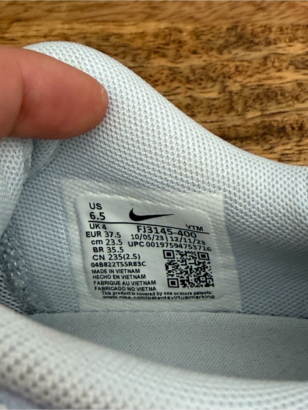 Nike Blue Air Max Dn - Picture 8 of 9